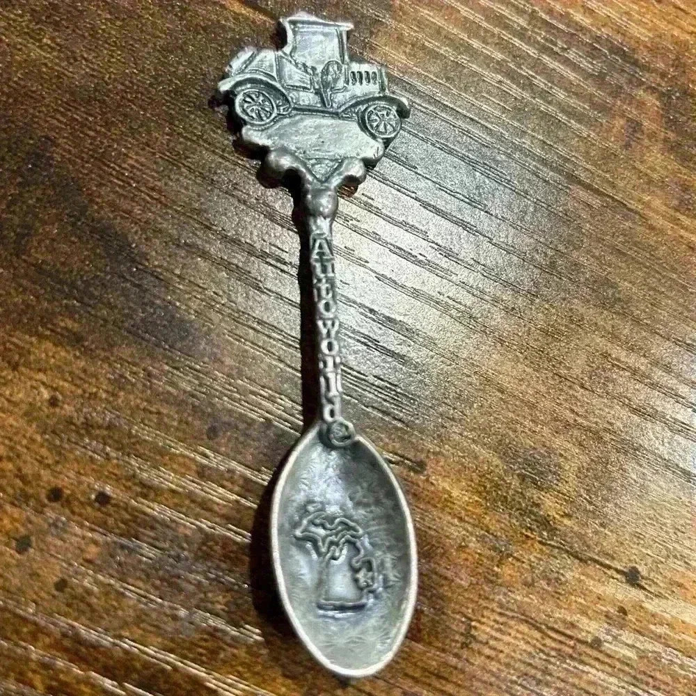 Vintage Souvenir Collector Spoons 3 Pieces Pewter Ford Busch Gardens New Orleans - Picture 4 of 6